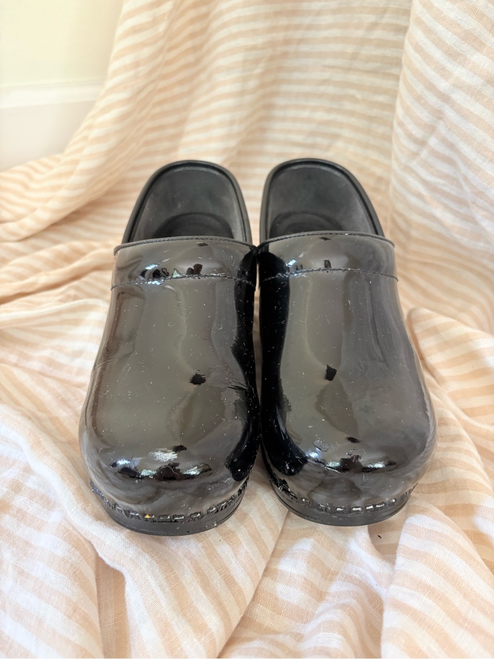 Dansko Black Patent Leather Clogs, Women 40